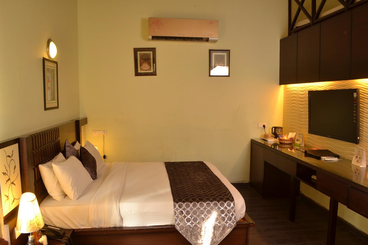 רמנגר Corbett Wild Iris Spa And Resort מראה חיצוני תמונה