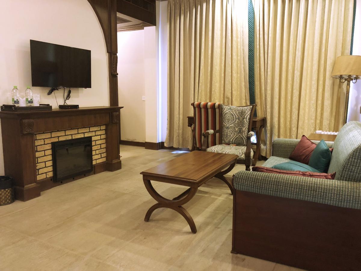 רמנגר Corbett Wild Iris Spa And Resort מראה חיצוני תמונה